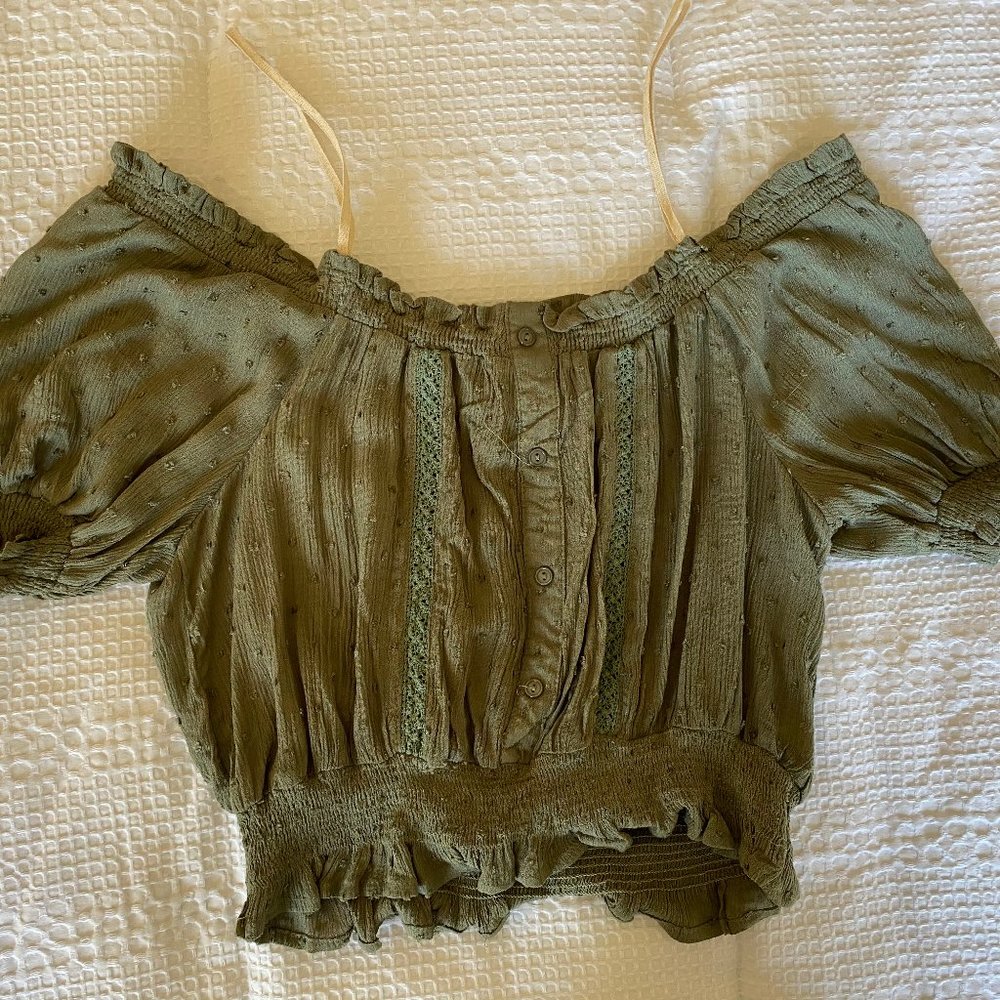 Off the Shoulder Army Green Crop Top